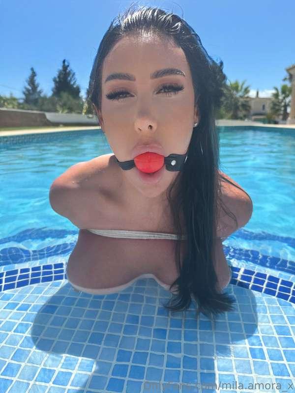 Water fucking and bondage! 😈