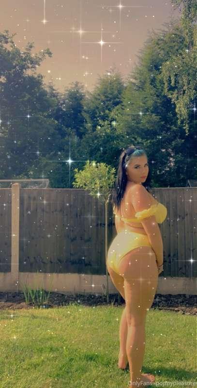 midgetwithtits image #0