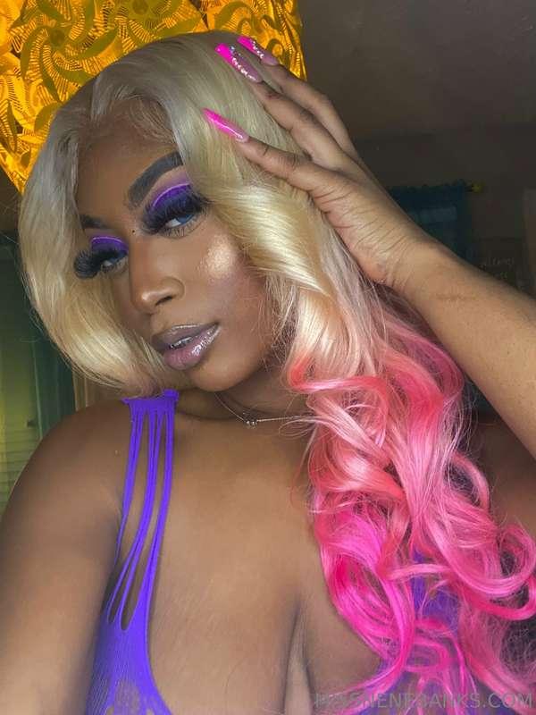 💅In a world full of generic dolls, I love being an Ebony Bar..