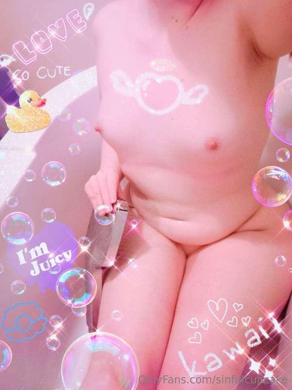 I love warm water on my tiramisu scented body, when I start ..