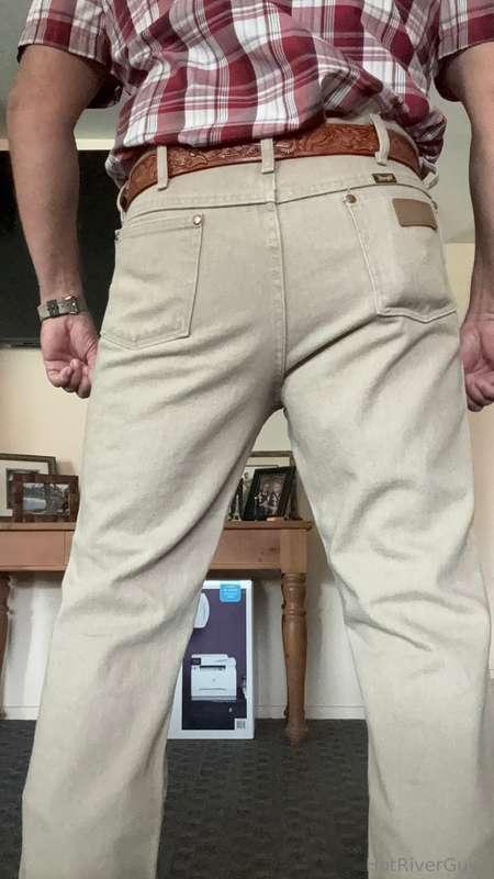 hotriverguy1 image #1