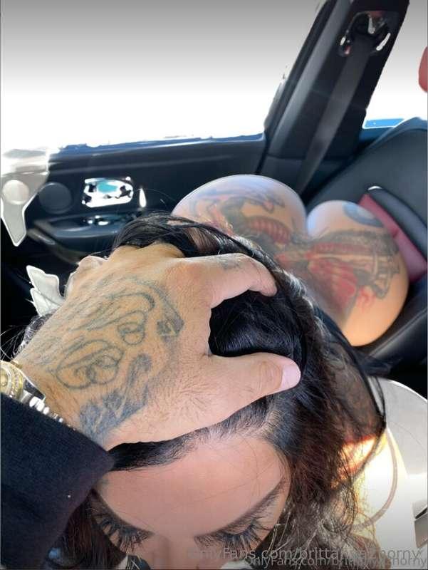 🚗 ROAD HEAD 🚗 We were on a road trip and I was getting bored..