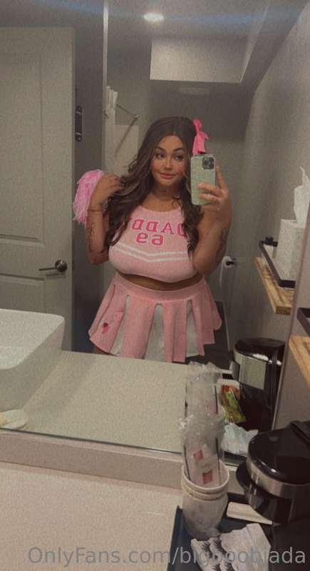bigboobjada image #0