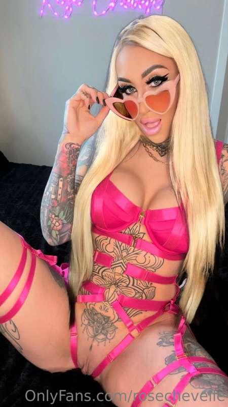 Do I make a hot Barbie 🖤? Tatted …limited edition💄