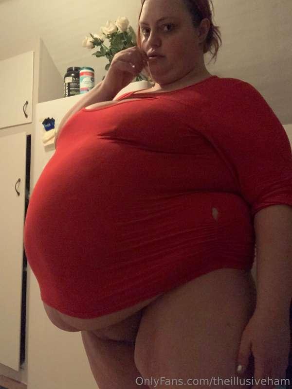 Is it very obvious that I can’t stop stuffing my face…? All ..