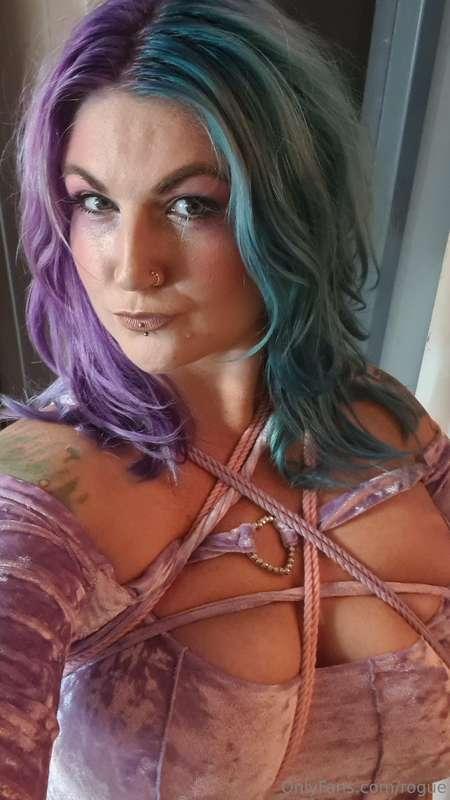 Beautiful rope work by Ropey Revolver, pro photos coming soo..
