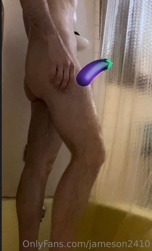 jamesnewbooty2410 image #0