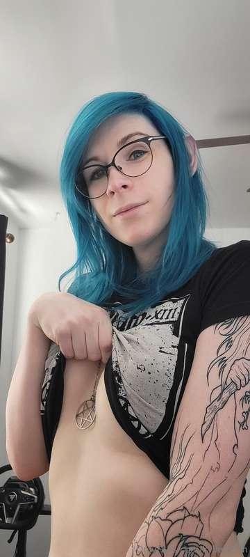 Look at my perfect pussy 😍