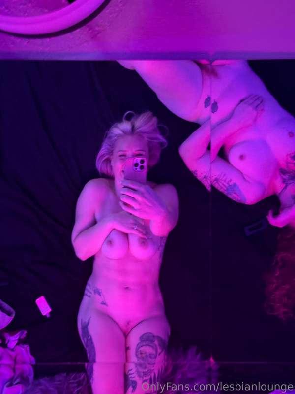 Ceiling mirror fun 🤪🤪 we had actually just got done having s..