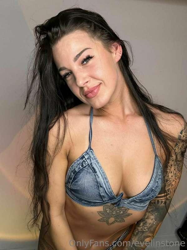 Want to join my E birthday party?❤️😋 Donate $50 under this p..