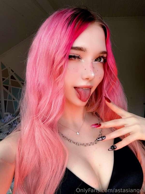 Be honest… you miss pink me, don’t you? :P