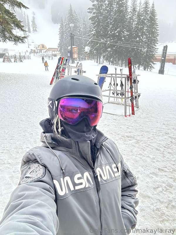 Had a lot of fun up on the slopes🩵🔥🏂