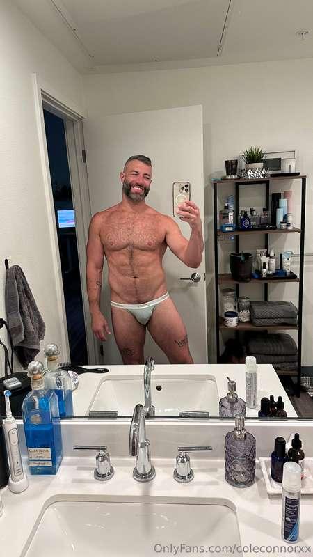 Happy Saturday everyone!