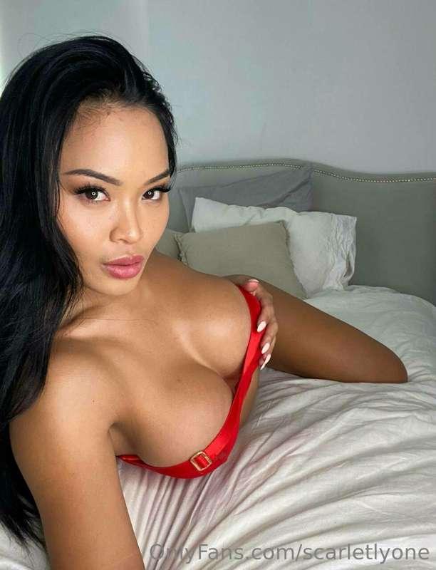 My boobs are missing you 😏😈