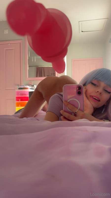 loonicorn image #0