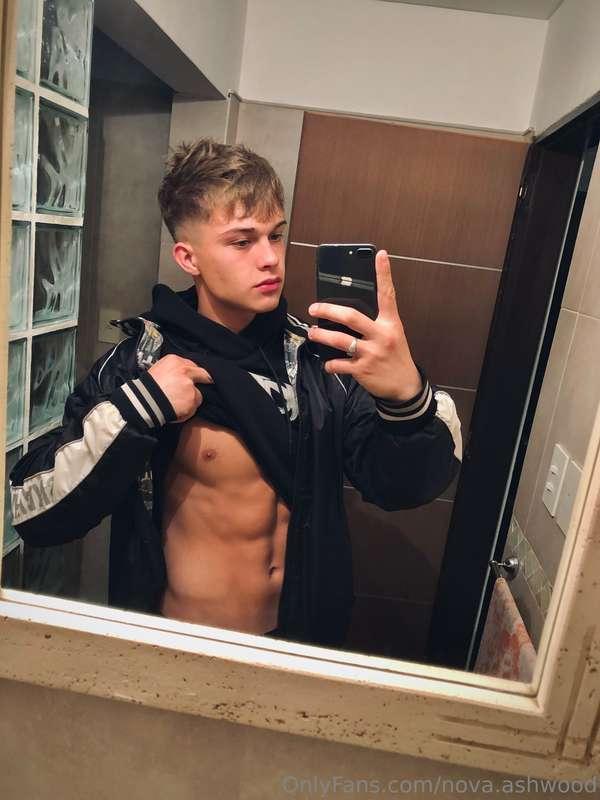 Abs so defined, they'll leave you breathless... and wanting...