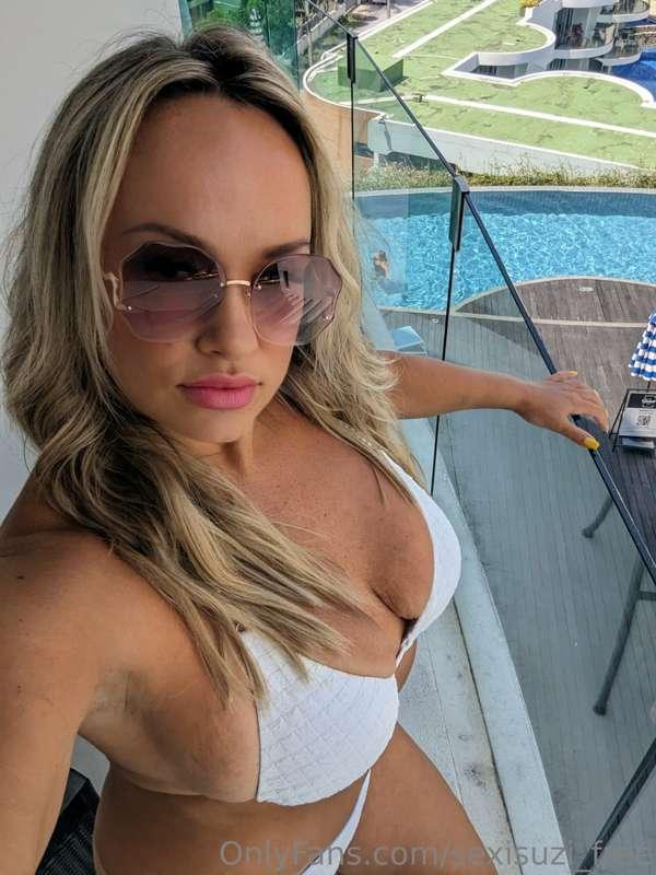 LIVE SQUIRT SHOW ON MY VIP PAGE JOIN RIGHT NOW FOR ONLY $3 A..