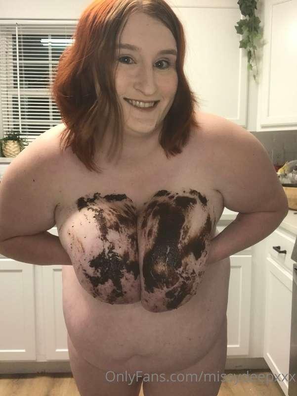 The video with this photo set is now available!