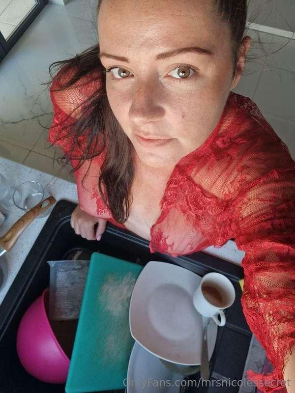 I have some naughty plans I’d like to add you to today 😏