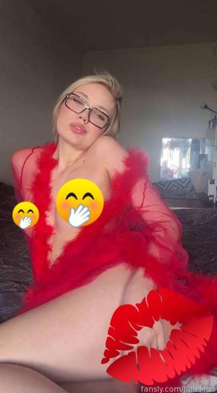 juliemiss image #0