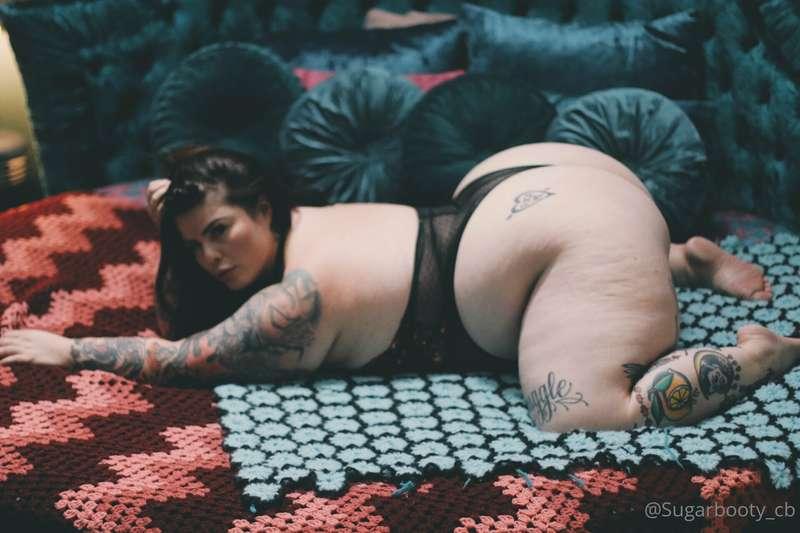 please fuck me on the circle bed 🤤