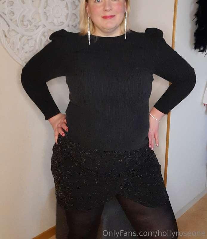 Cant wait to get my new dresses home 😊