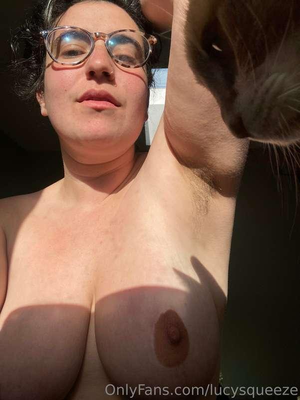 lucysqueeze image #0