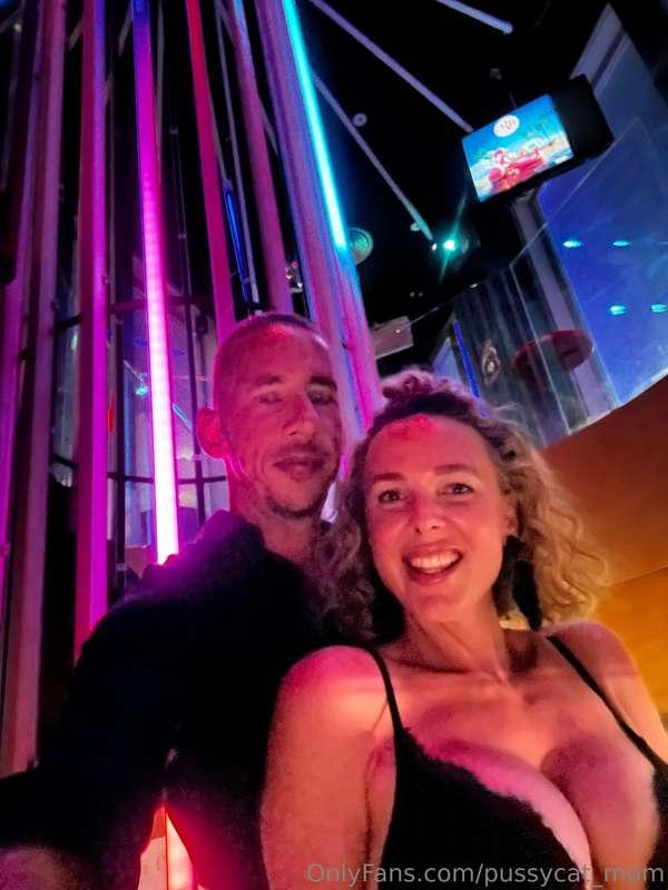 Would you like to fuck with us in the restroom? 🫦😉