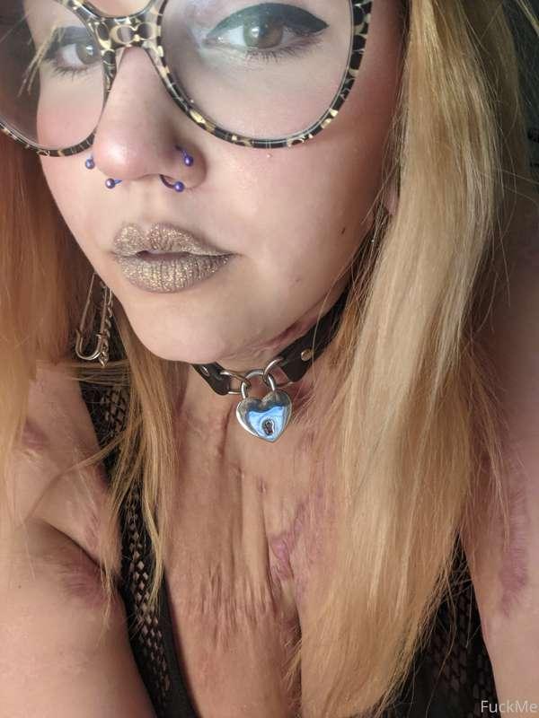 Do you like my outfit ? I bought it just for you !