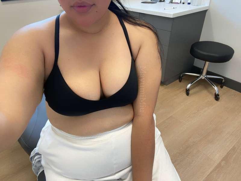 being a good girl at the doctors 😇