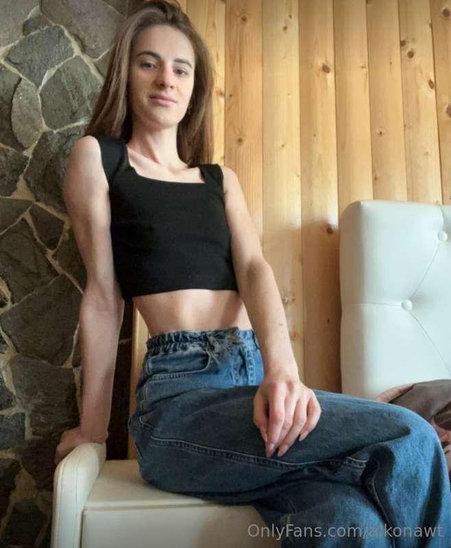 💦💦🇴 🇳 🇱 🇮 🇳 🇪 🇷 🇮 🇬 🇭 🇹 🇳 🇴 🇼 — @hottie_lily 💦💦I’m waiting y..
