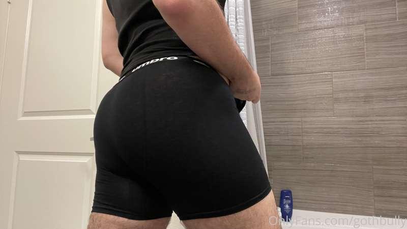 New underwear. Which color you like? 🤔