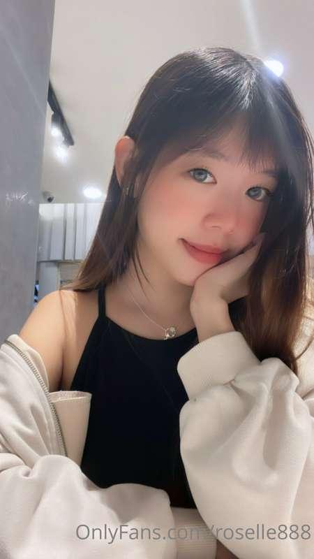 Do you know what would look good on you? Me😆 解鎖看過貝貝的影片都說受不了 ..