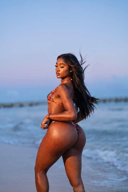 what’s your favorite view ? 😝