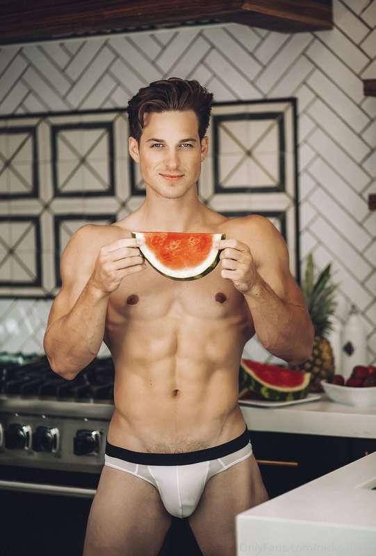 🍉🍉🍉🍉  📸 Randygophoto