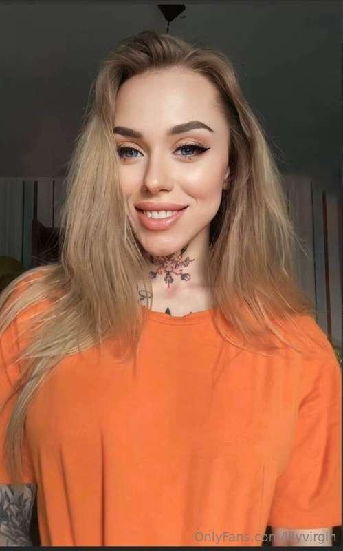 @sexy_ariel 💦💦 I want to look into your eyes and feel your d..