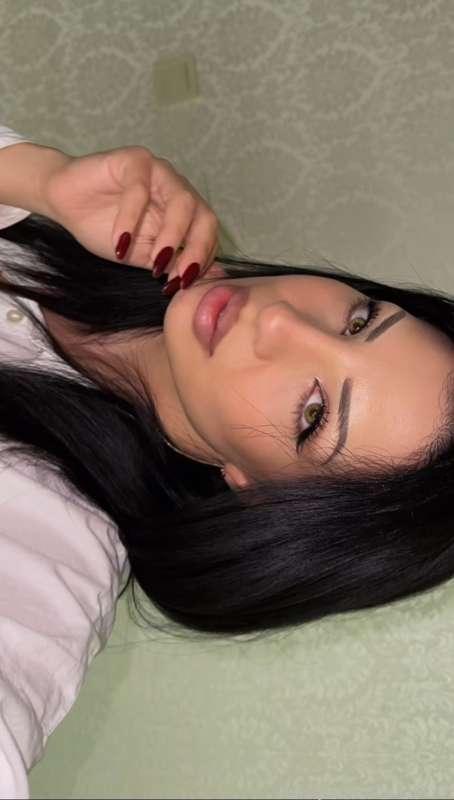 alexaminx image #0