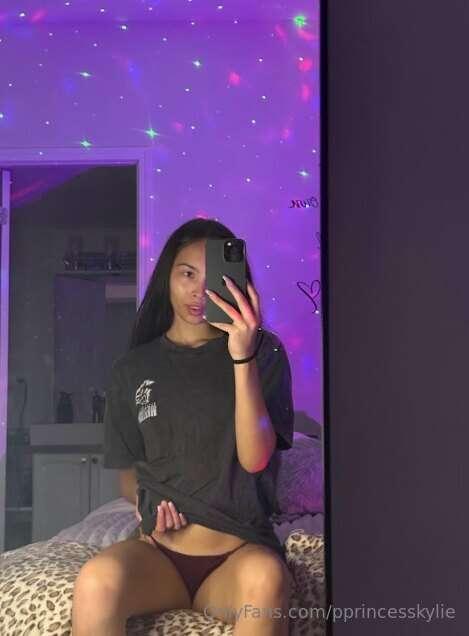 Can you handle me at my most dangerous?😈