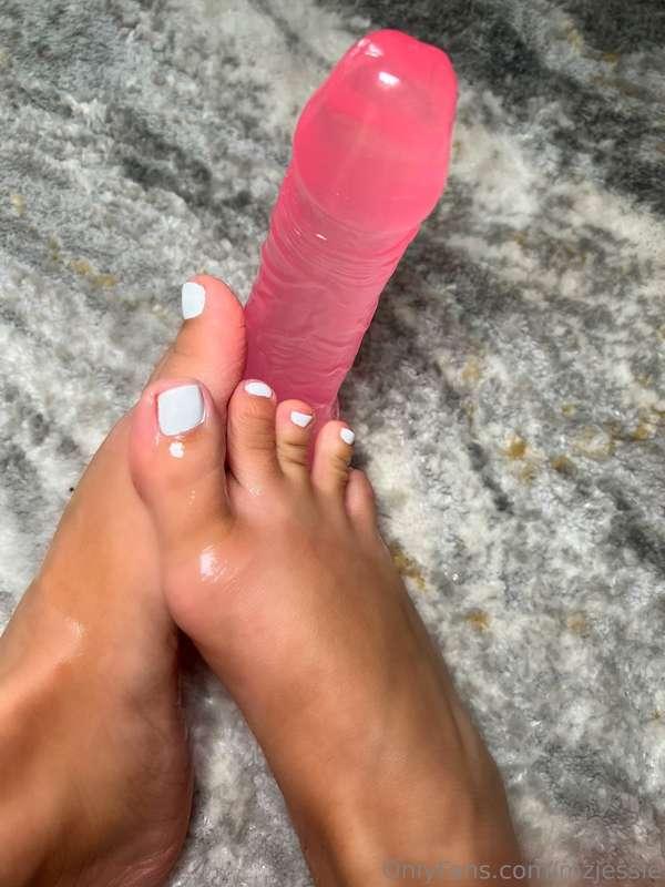 Fresh pedicure ✨🦶💅