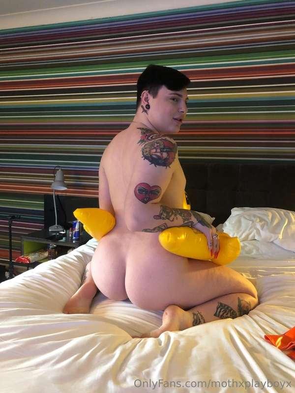 mothxplayboyx image #5