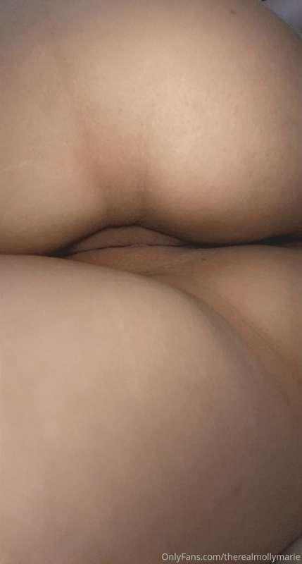 therealmollymarie image #0