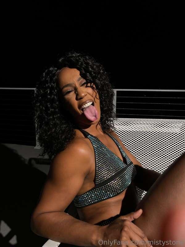 Swipe right, stare hard, and imagine the rest 🥵