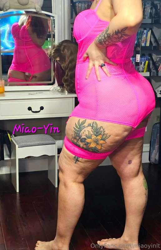 Would you fuck me with this on? If yes, comment what would y..