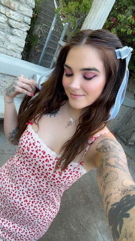 Rare wholesome pic from my shoot 🍒