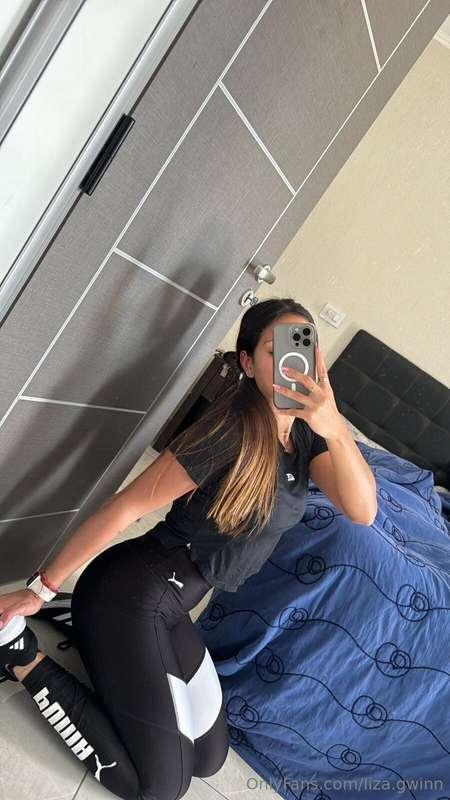 i´m going on my knees for you 😋