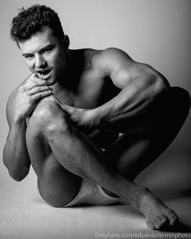 @travismavvv by @eduardoferminphoto