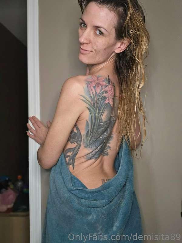 The kind of mornings always start with a hot steamy shower a..