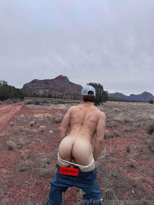 cum and smack this ass 😛
