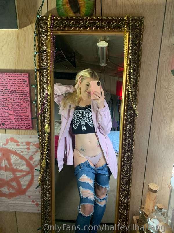 You can get much more up close & personal with my 🌳 @angelma..