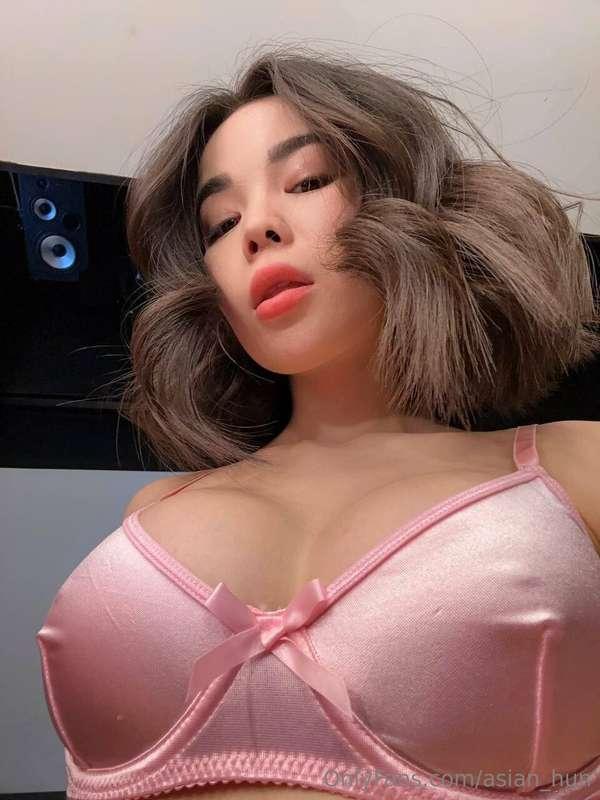 Sweet and sexy in pink💋 Get ready to experience emotional ex..